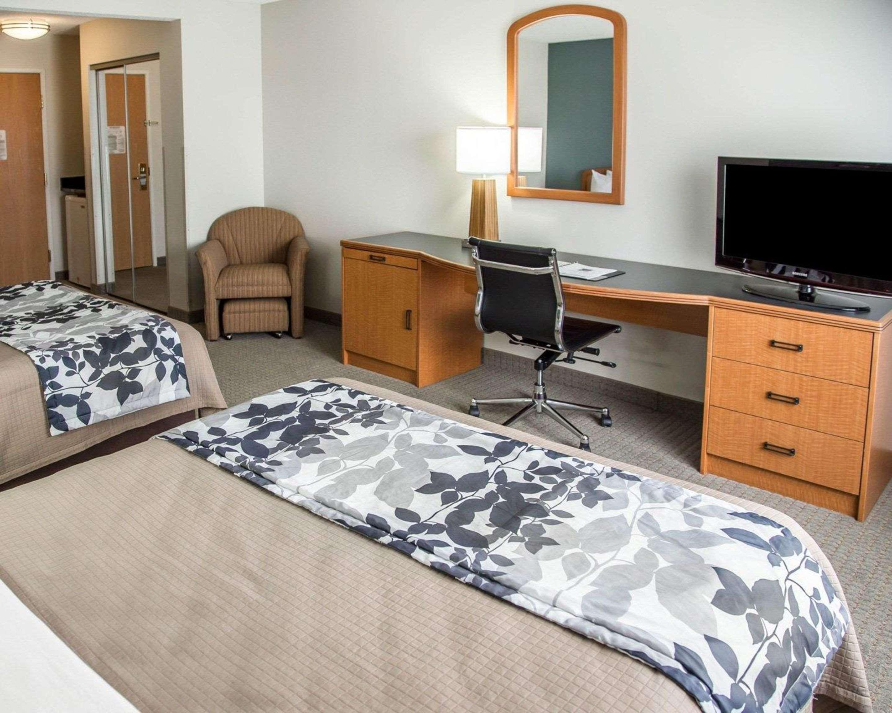 Sleep Inn & Suites Davenport - Quad Cities Extérieur photo